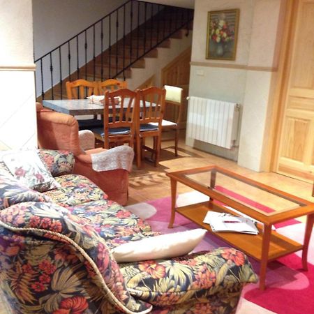 Apartamento Rural La Muralla De Pedraza Chavida ภายนอก รูปภาพ
